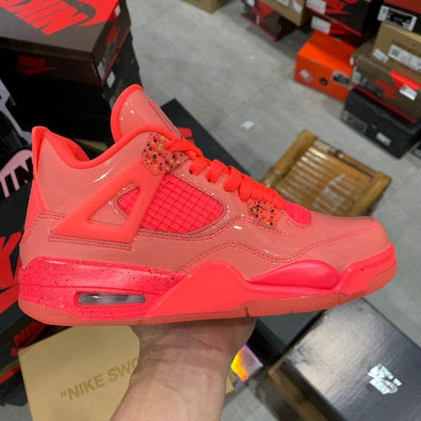 Jordan 4 Retro Hot Punch