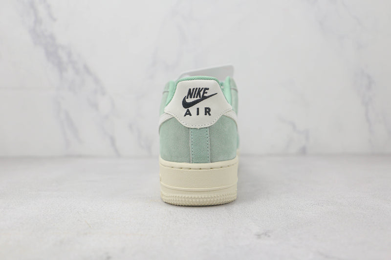 Nike Air Force 1 Low ‘07 LV8 Certified Fresh Enamel Green